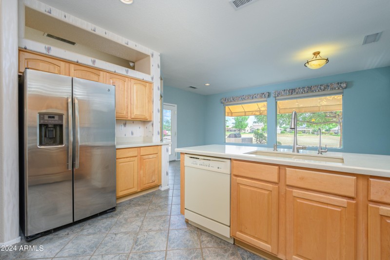 Kitchen to Arizona Room