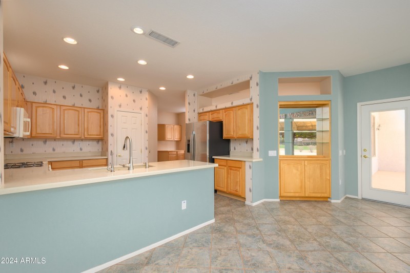 Arizona Room to Kitchen