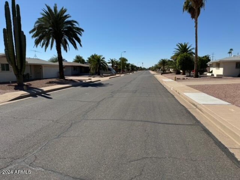 Butte Street looking west