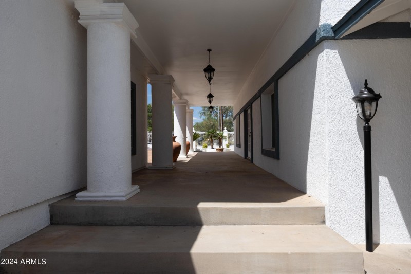 Grand Hallway Main to Pavillion