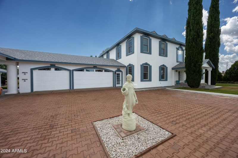 Main House Driveway Art