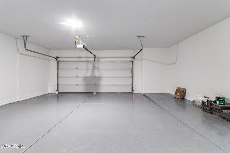 Extra Wide & Epoxy Floors