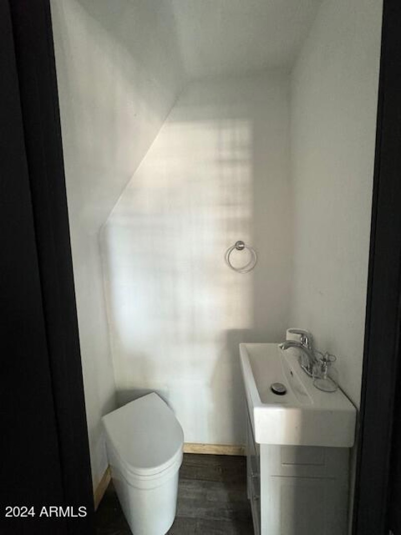 guest half bath