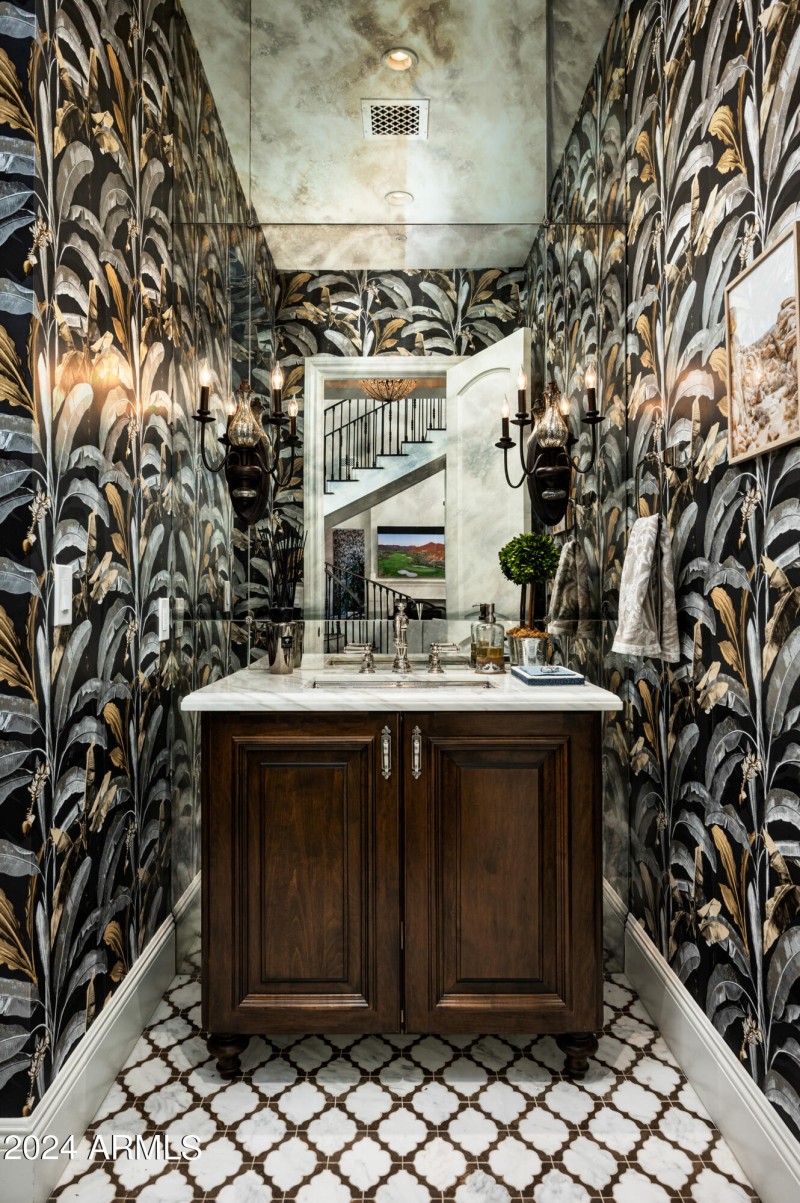 Powder Bath