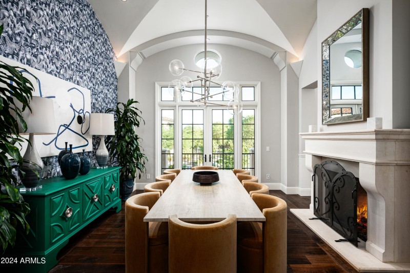 Formal Dining