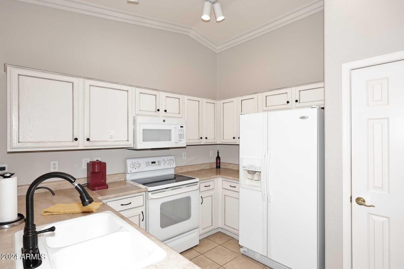 Kitchen-Range