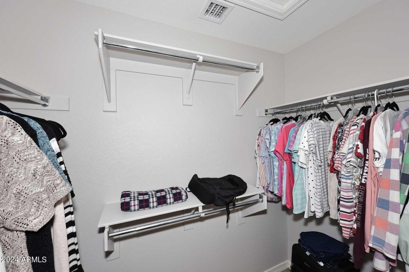 Walk-in closet