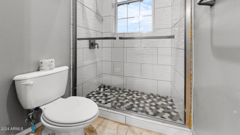 N-Evans-Rd-Bathroom 2 (1)