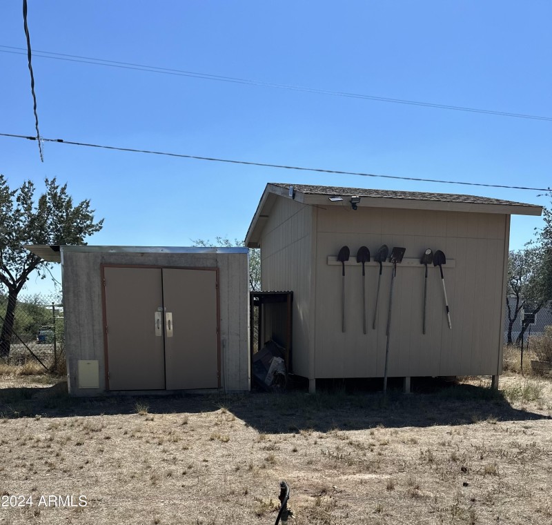 Black Rock 2 sheds