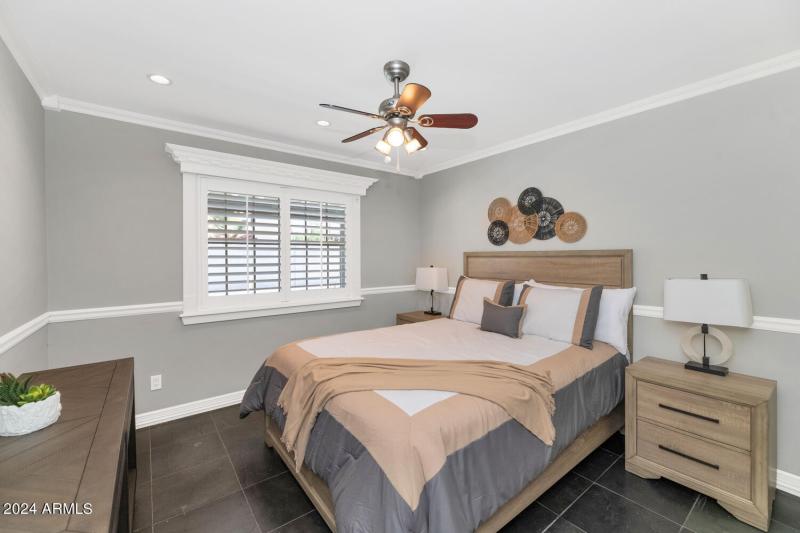 1439 S almar Cir-large-017-018-TOD3388-1