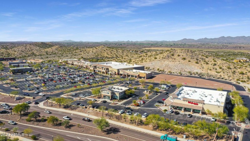 23. Shopping Center
