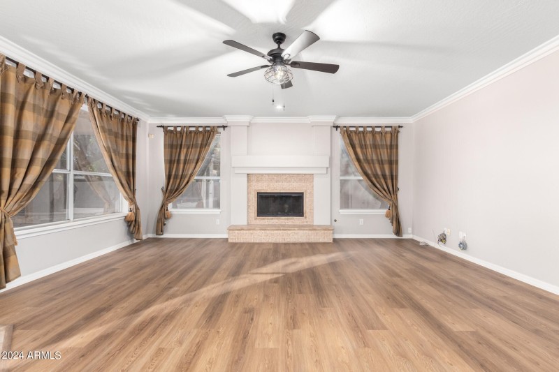 0029-29-Desert Flower