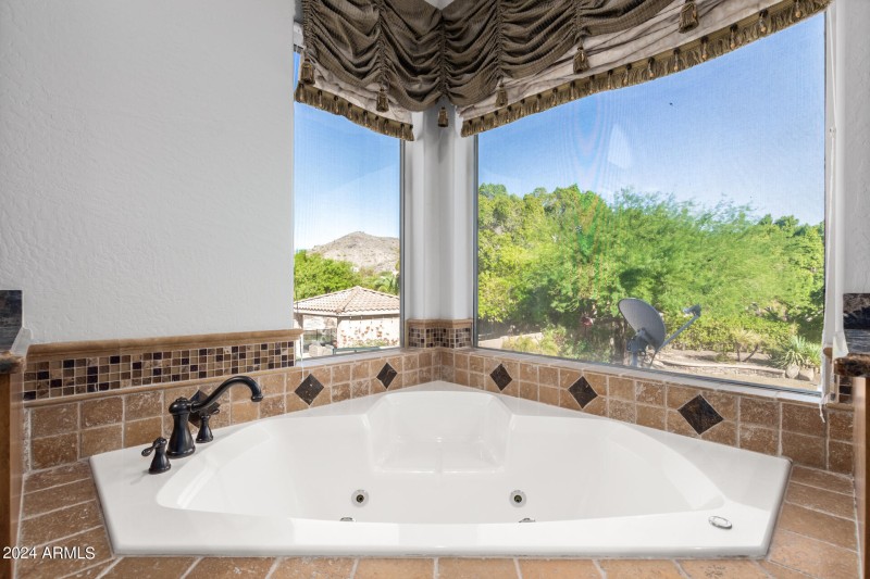 0046-46-Desert Flower