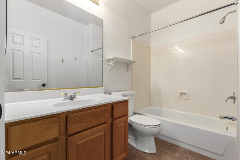 0063-63-Desert Flower