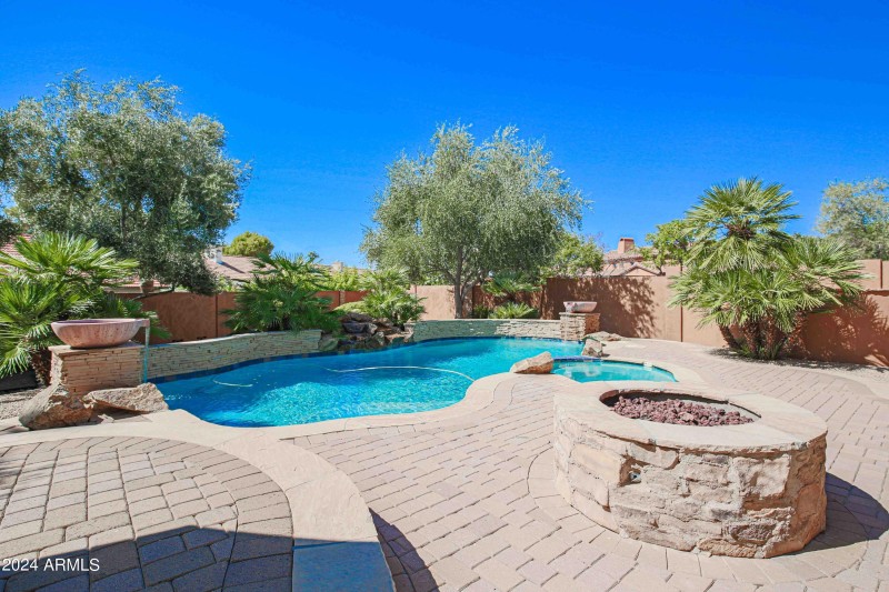 17808 N 57th Place Scottsdale AZ 85254 X