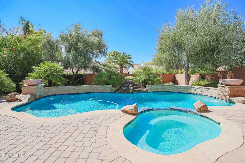 17808 N 57th Place Scottsdale AZ 85254 X