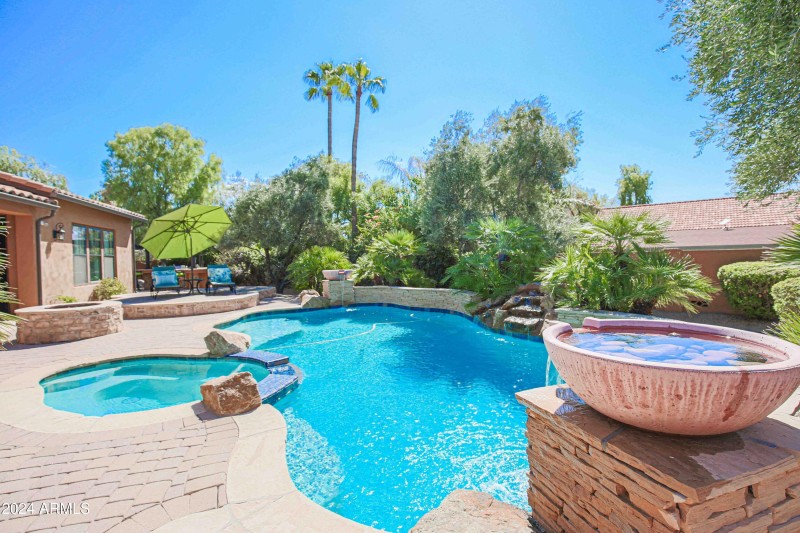 17808 N 57th Place Scottsdale AZ 85254 X