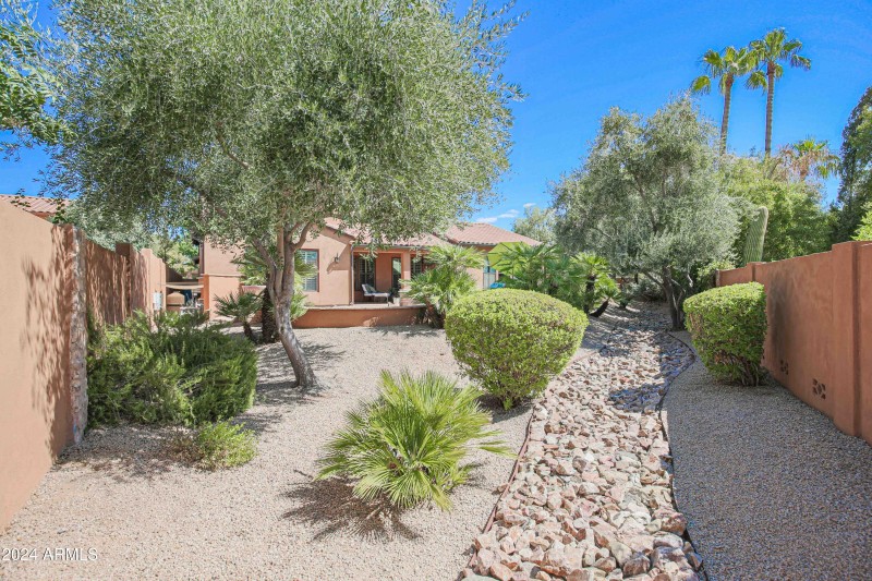 17808 N 57th Place Scottsdale AZ 85254 X