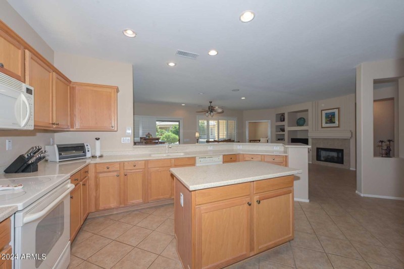 Kitchen-Island