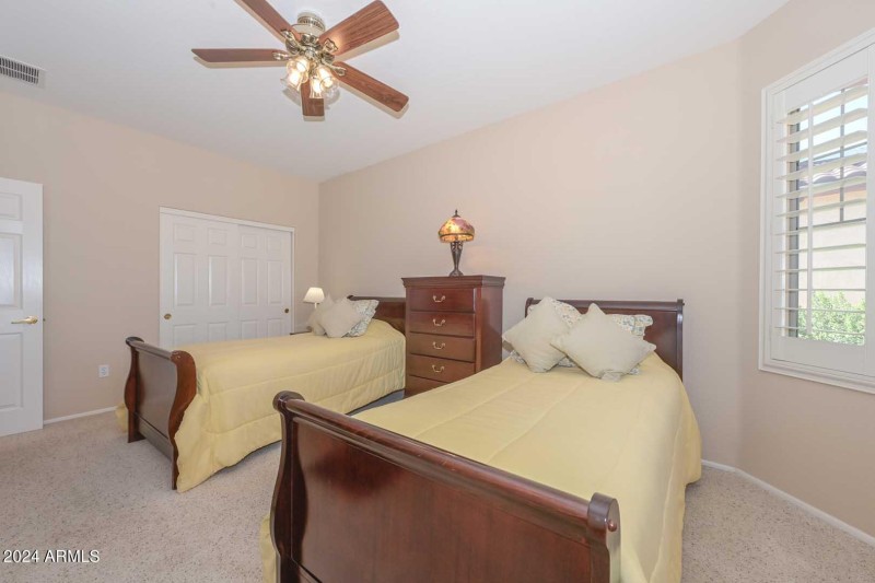 2nd Bedroom2
