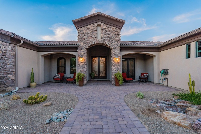 128-web-or-mls-Hombre-twilight-7