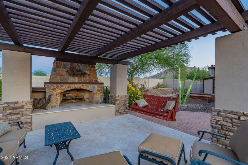 139-web-or-mls-Hombre-twilight-18
