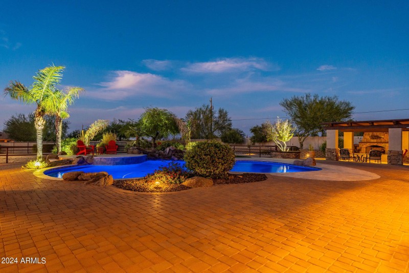 175-web-or-mls-Hombre-twilight-54