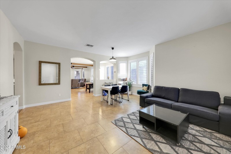 04-21527 N 78th Lane-6