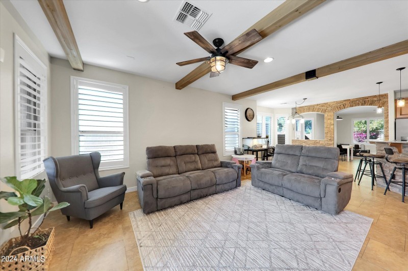 14-21527 N 78th Lane-19