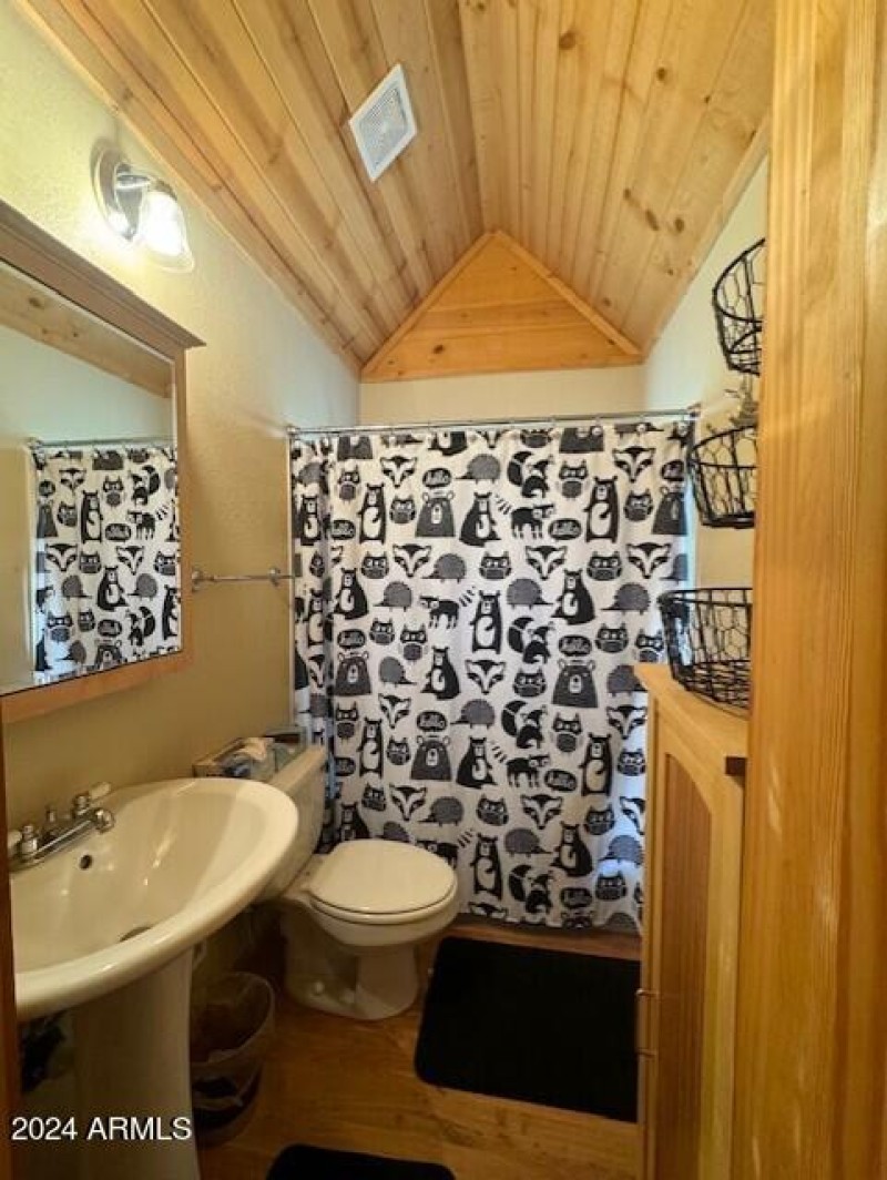 upstairs bathroom