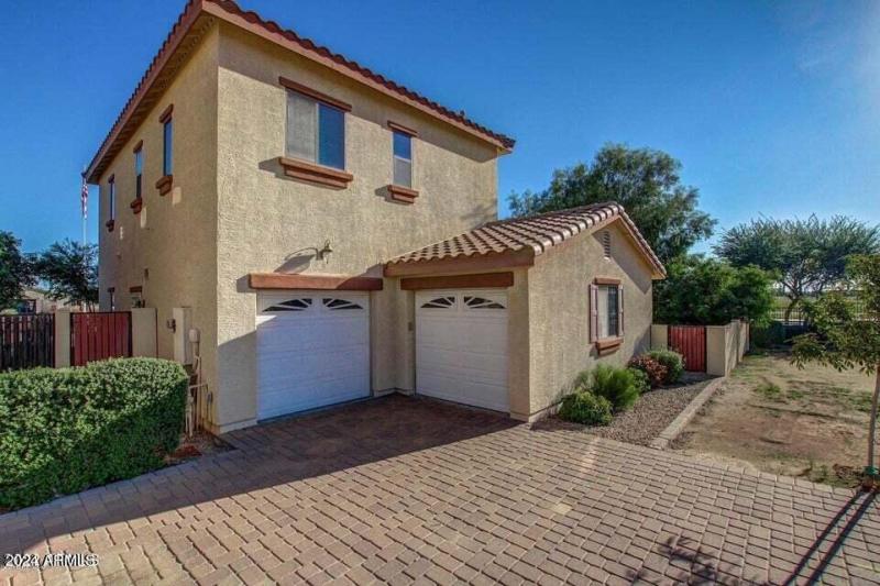 14951 W WILSHIRE DR, Goodyear, AZ 85395