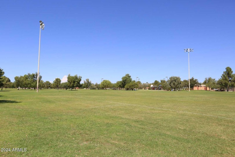 Desert Horizon Park4