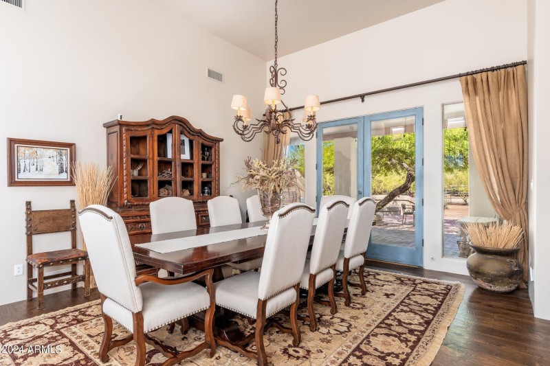 6610 E Barwick Dr - 09