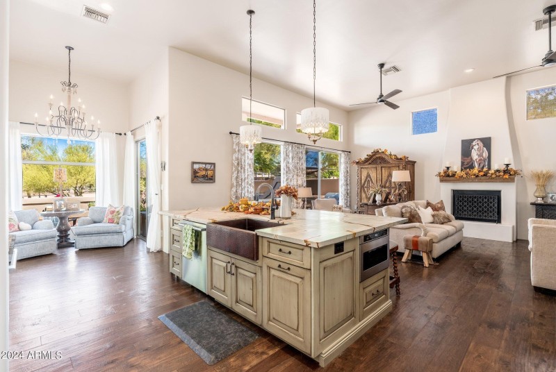 6610 E Barwick Dr - 13