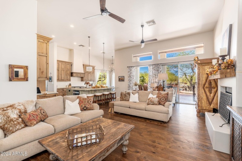6610 E Barwick Dr - 28