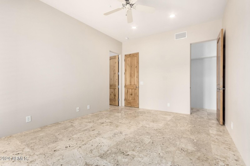 20 Downstairs Bedroom 2