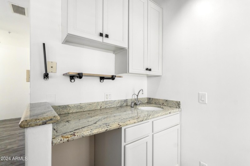 26 Guest Casita Kitchenette