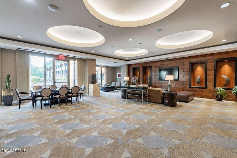 2211 CLUB ROOM