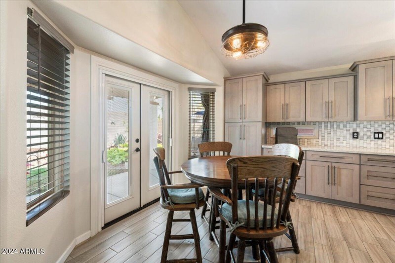 Breakfast Nook