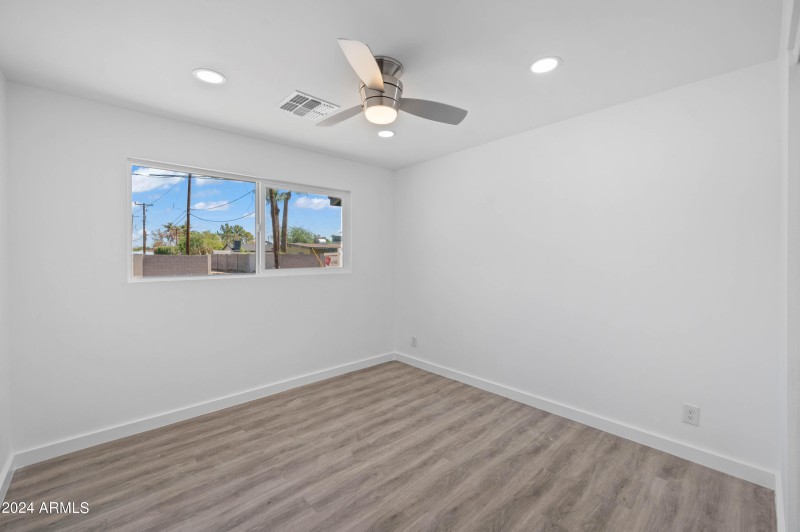 632 N 72nd Place Scottsdale, AZ 85257-5