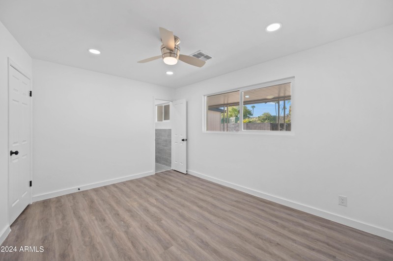 632 N 72nd Place Scottsdale, AZ 85257-16