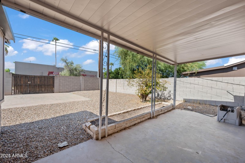 632 N 72nd Place Scottsdale, AZ 85257-31