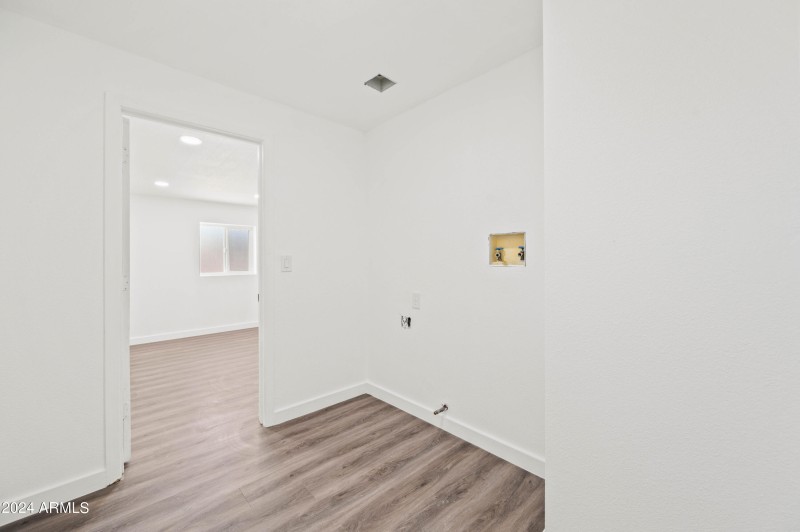 632 N 72nd Place Scottsdale, AZ 85257-37