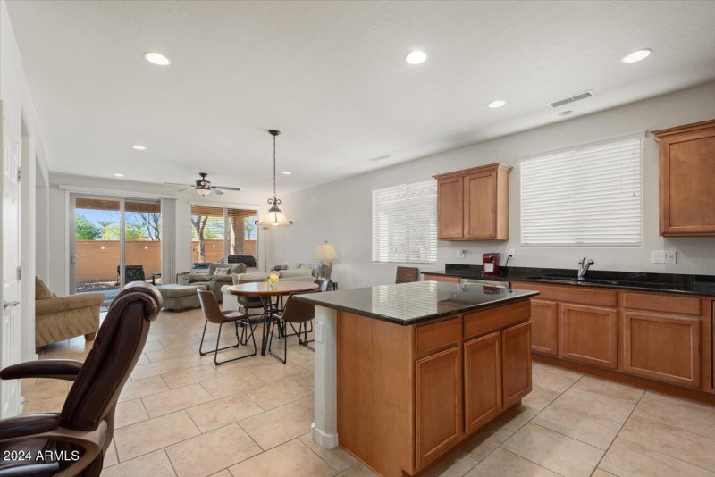 06-Kitchen
