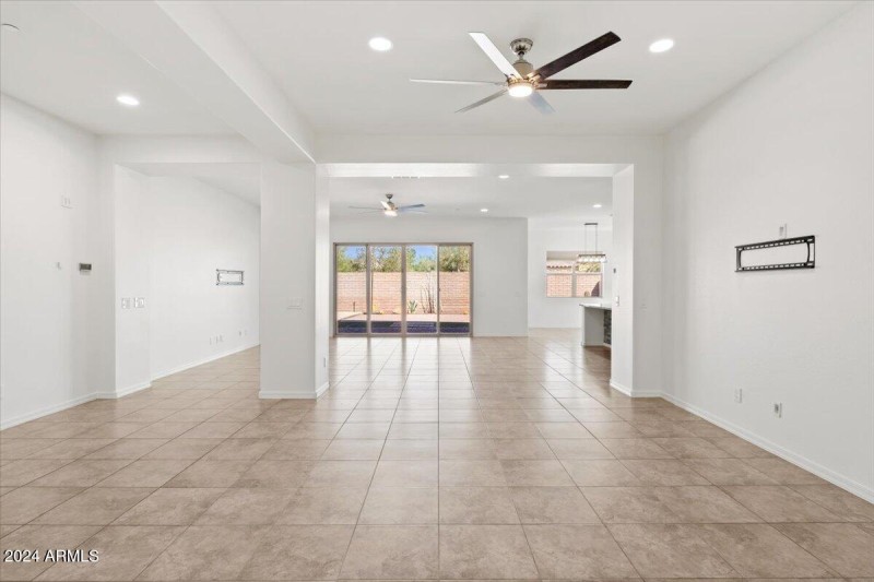 05-Living Room