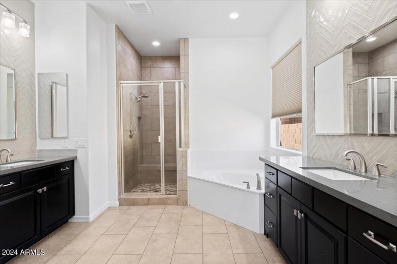19-Primary Bathroom