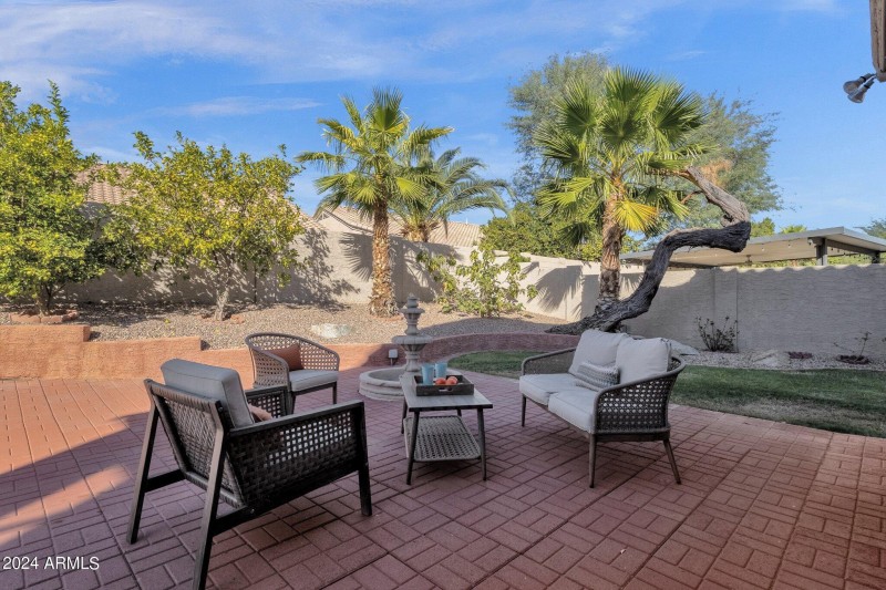 45-web-or-mls-5542-e-anderson-dr