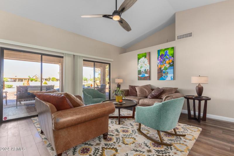 Light & Bright Great Room