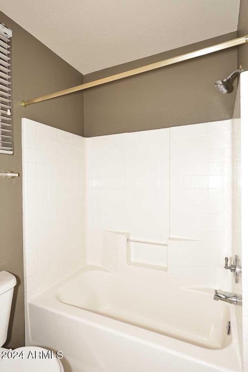 Hall Bath-Tub