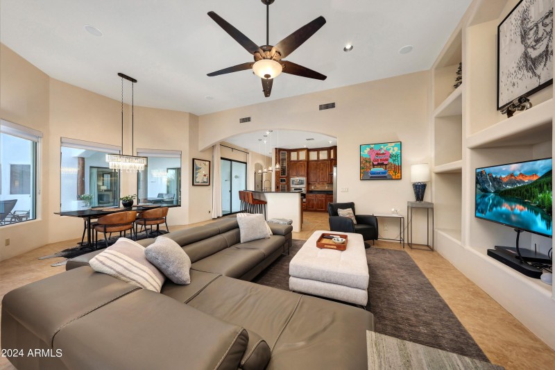 Spacious Great Room